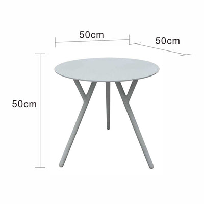 Aluminium outdoor furniture set with Iowa coffee table in light grey, perfect for stylish outdoor relaxation.