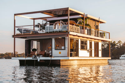 How To Furnish a Luxury Houseboat – Martini Luxury Houseboats