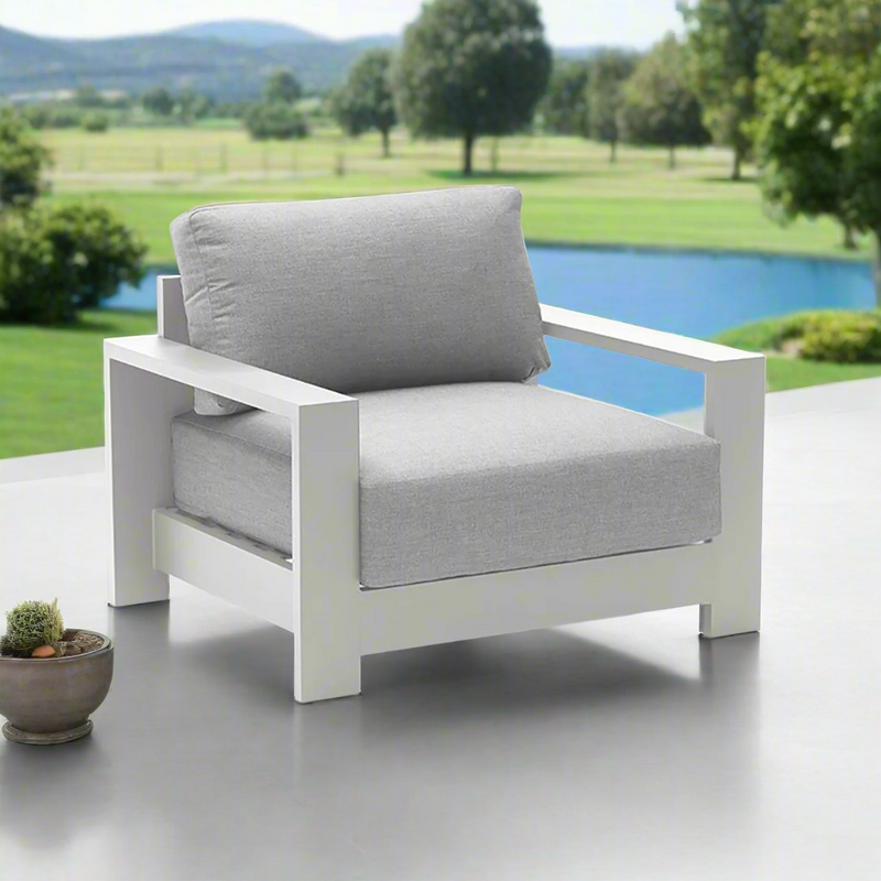 Skyline Outdoor Aluminium Armchair